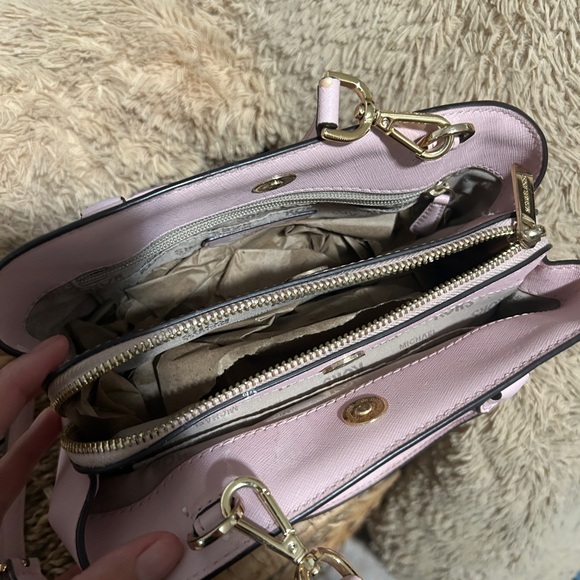 Michael Kors pink crossbody purse - Picture 7 of 10